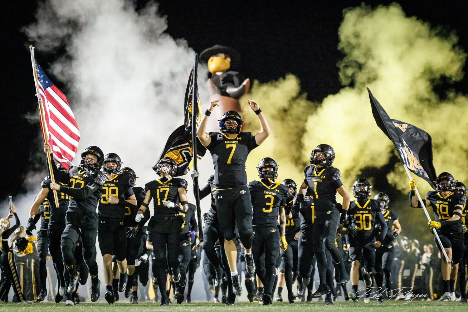 El Cap players with excitment on the field